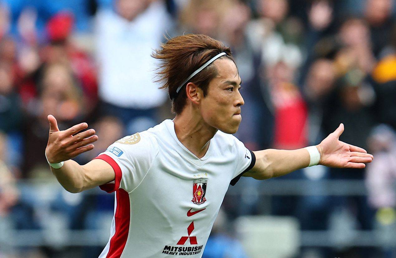 转折点!里昂遗憾出局,亚冠今晨攻防权衡,管理层满意,纪律约束更严格(提高重视程度换一种说法) 转折点!里昂遗憾出局,亚冠今晨攻防权衡,管理层满意,纪律约束更严格(提高重视程度换一种说法)