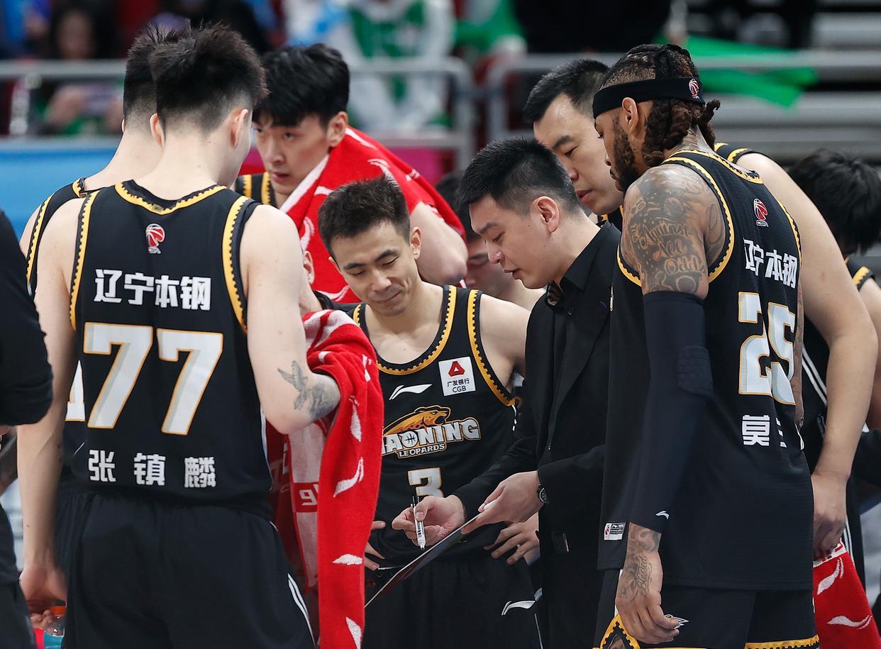 法国杯冲刺阶段再迎强敌，深圳男篮外线爆发，主帅态度——压力陡增，球队文化再被提及的简单介绍