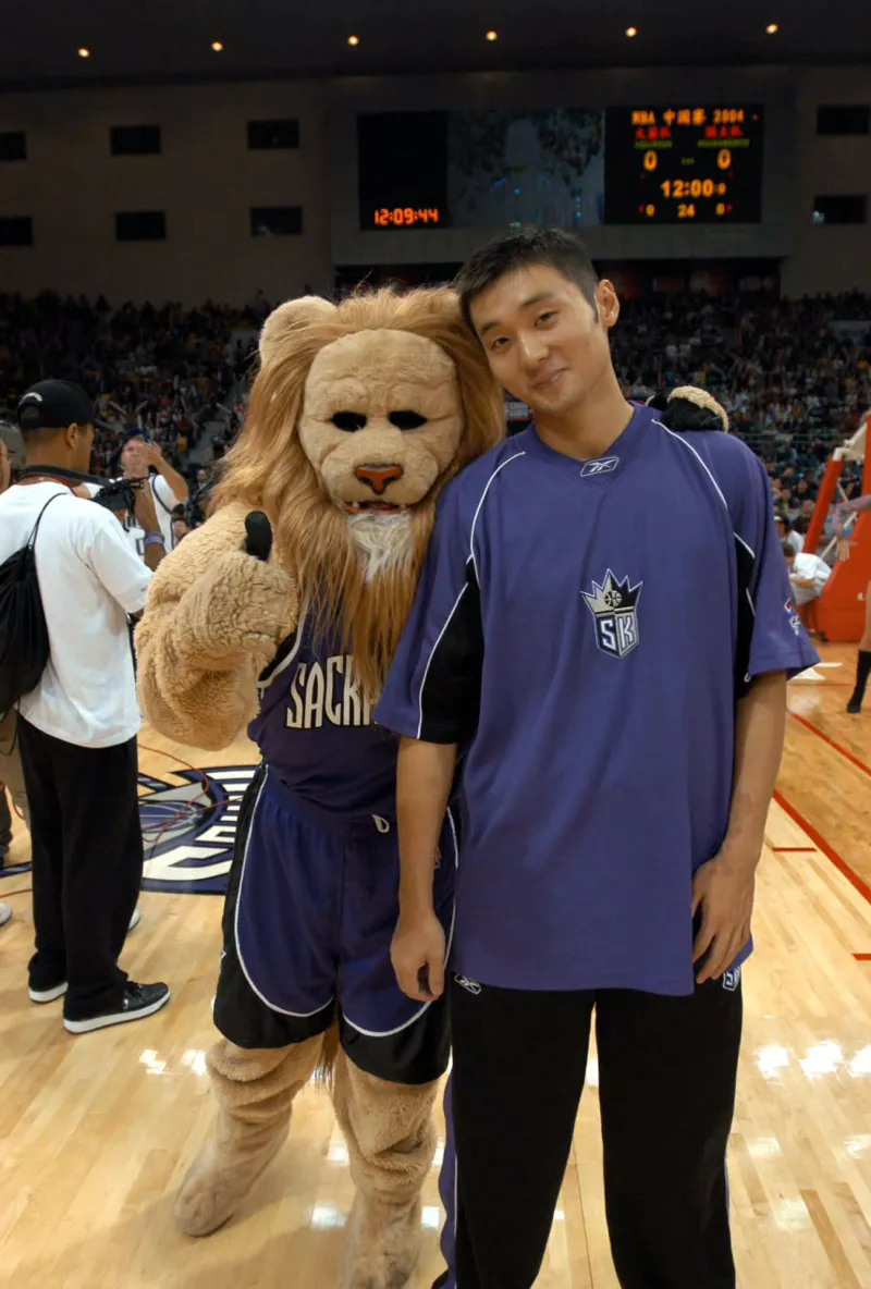 转折点萨克拉门托国王篮板制胜；欧篮联集结日攻防权衡；赛场秩序良好；球探报告显示潜力的简单介绍-s15全球总决赛